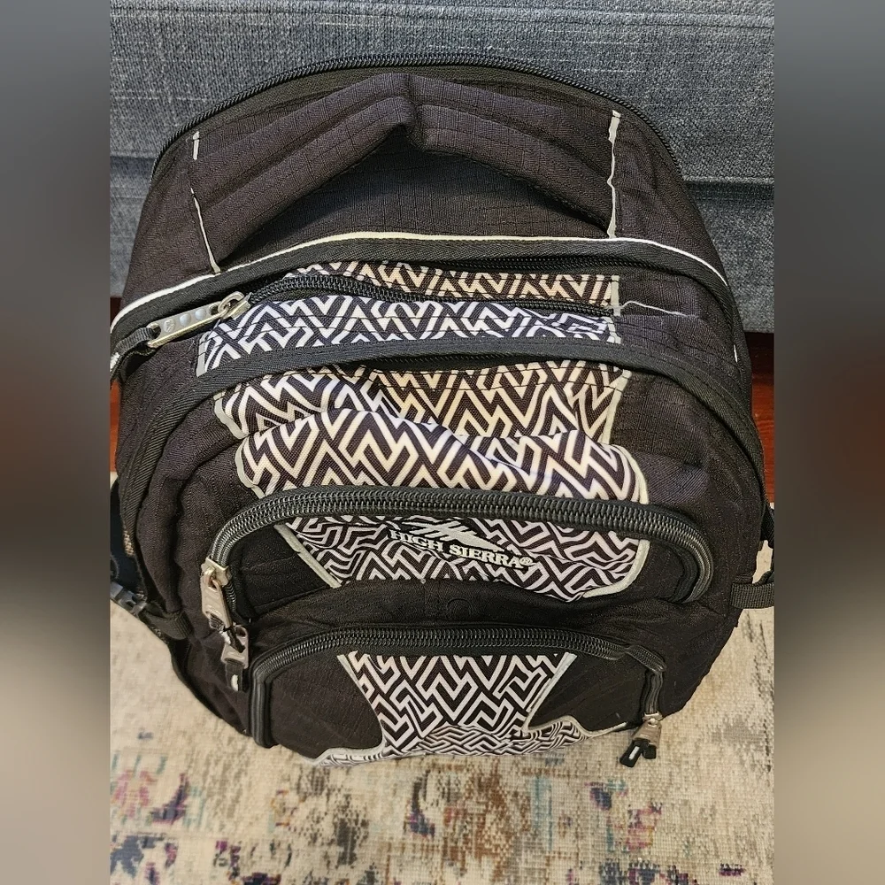 High Sierra Swerve Laptop Backpack Black White Geometric Size OS